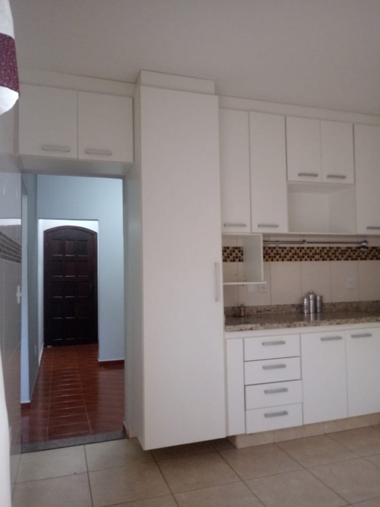 Casa à venda com 3 quartos, 200m² - Foto 6