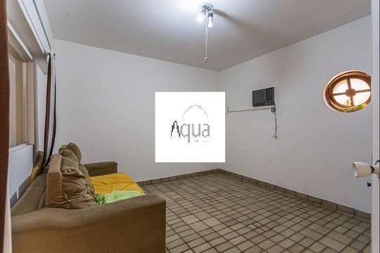 Casa à venda com 4 quartos, 200m² - Foto 24