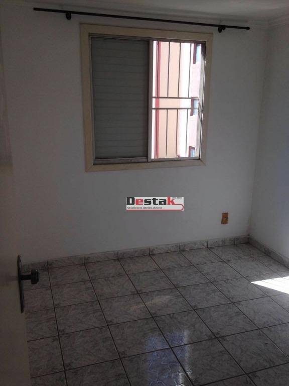 Apartamento à venda com 2 quartos, 45m² - Foto 3