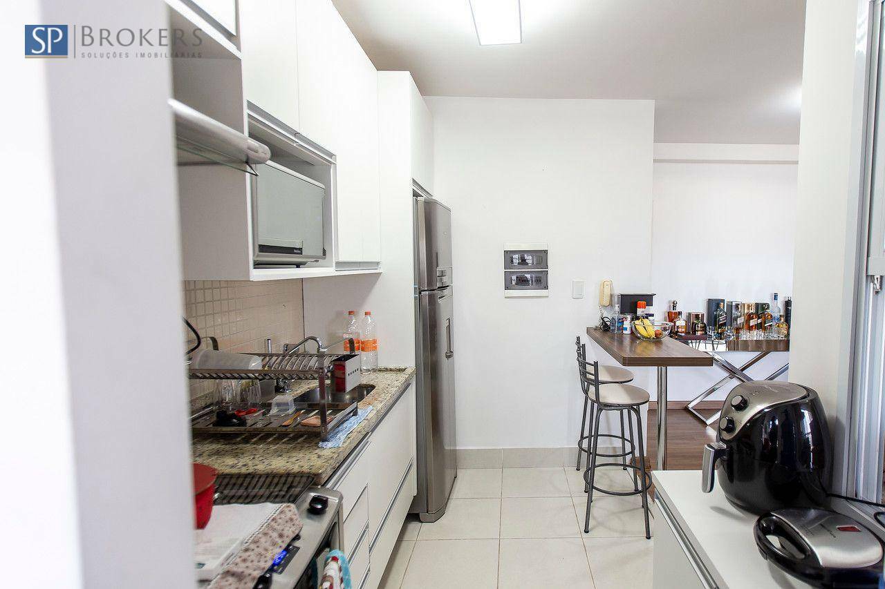 Apartamento à venda com 2 quartos, 69m² - Foto 8