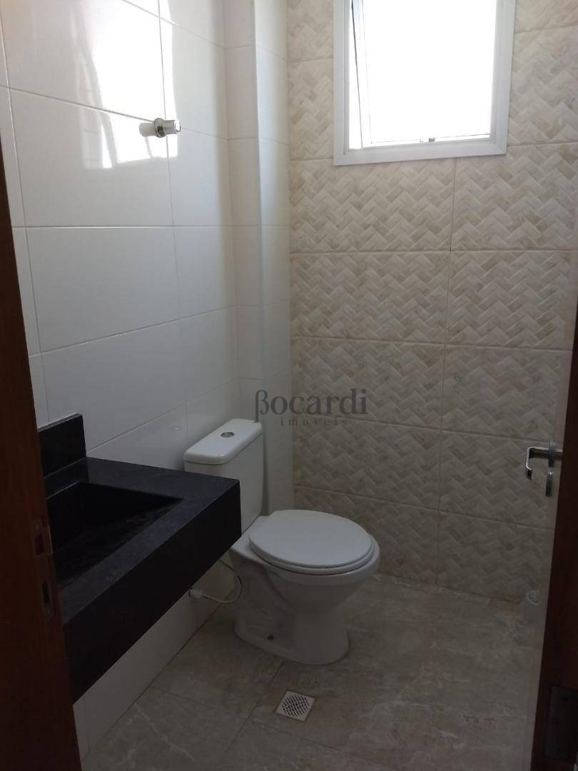 Casa à venda com 3 quartos, 150M2 - Foto 15