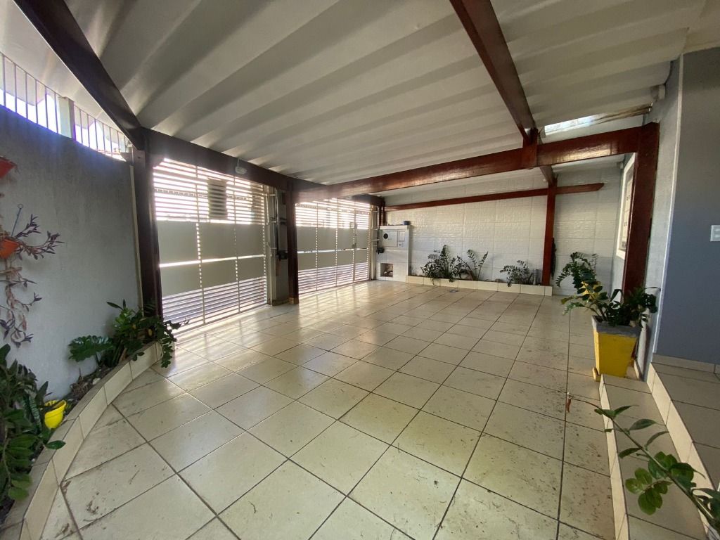 Sobrado à venda e aluguel com 3 quartos, 244m² - Foto 39