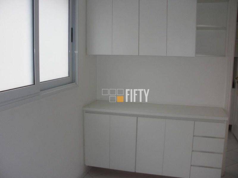 Apartamento para alugar com 4 quartos, 360m² - Foto 5