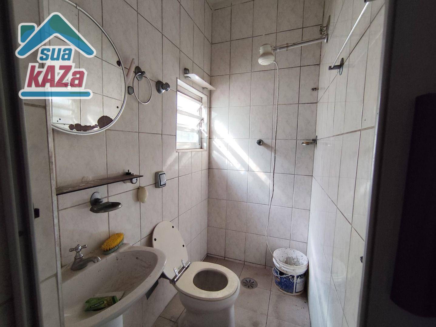 Casa à venda com 6 quartos, 230m² - Foto 41