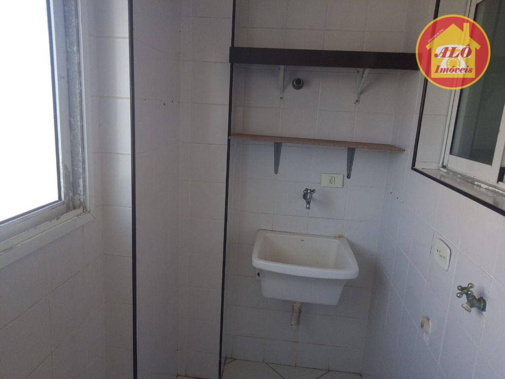 Apartamento à venda com 3 quartos, 113m² - Foto 2