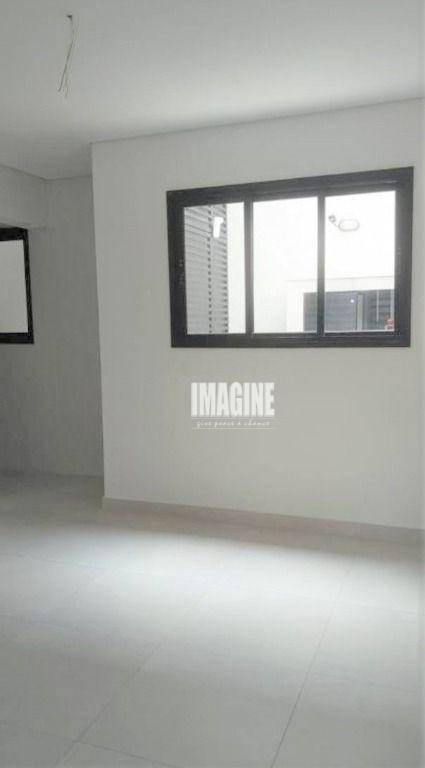 Apartamento à venda com 1 quarto, 31m² - Foto 2