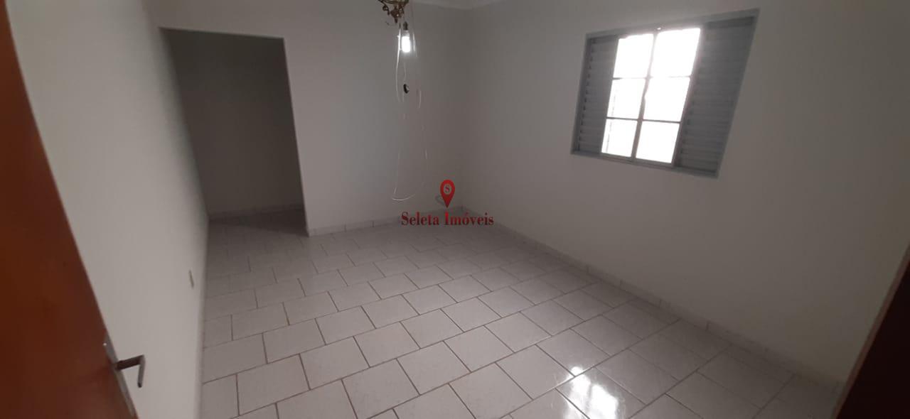 Casa para alugar com 2 quartos, 176m² - Foto 9
