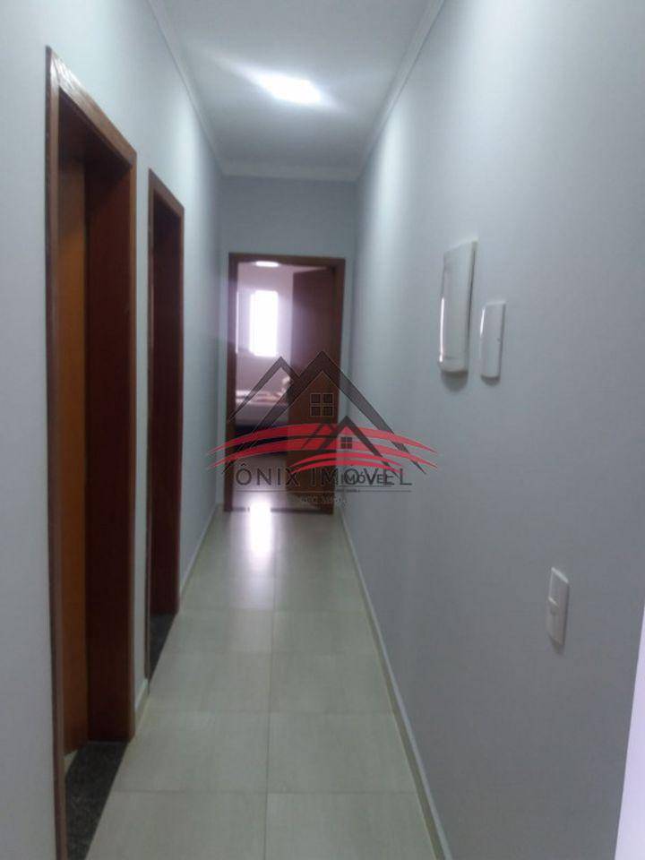 Casa à venda com 3 quartos, 156m² - Foto 4