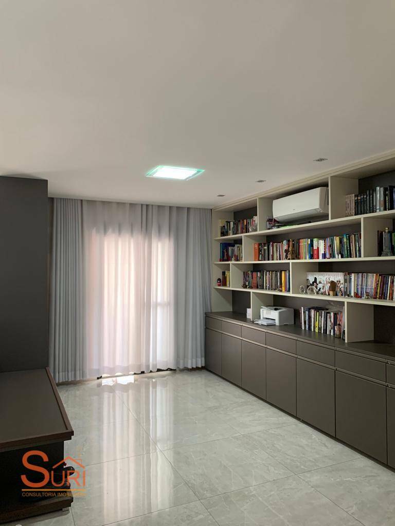 Apartamento à venda com 3 quartos, 200m² - Foto 3