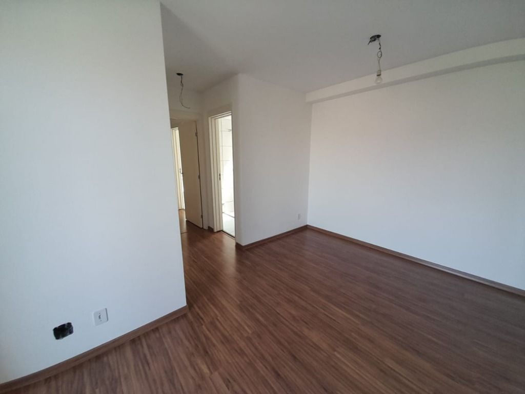 Apartamento à venda com 2 quartos, 55m² - Foto 4