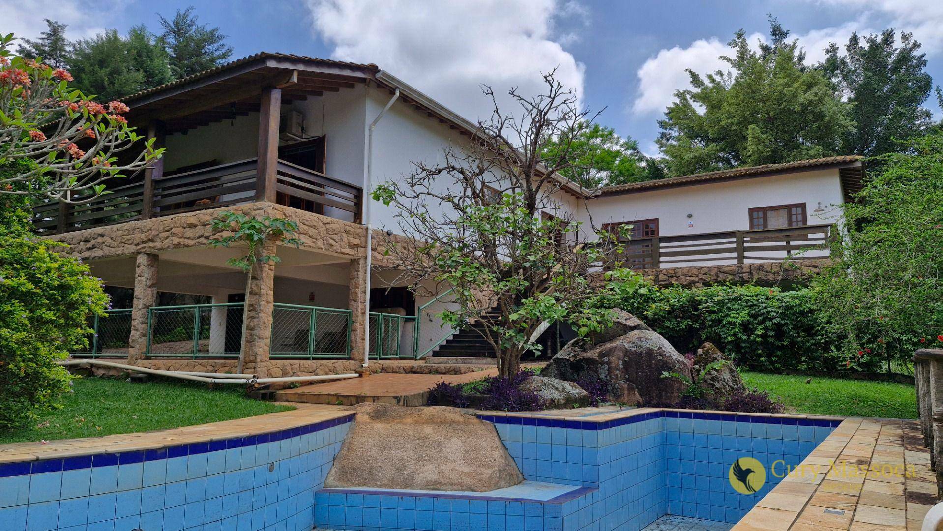 Casa de Condomínio à venda com 4 quartos, 446m² - Foto 1