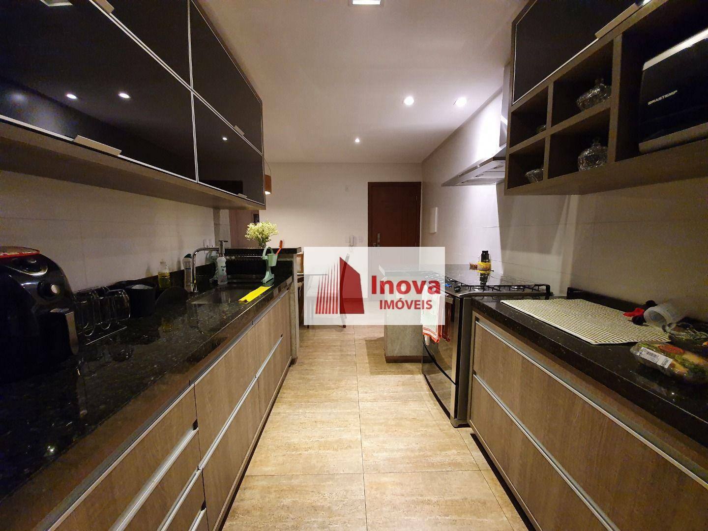 Apartamento à venda com 3 quartos, 140m² - Foto 42