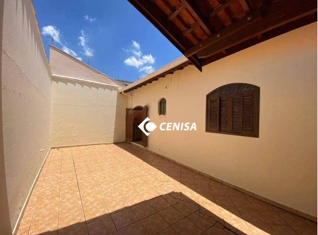 Casa para alugar com 4 quartos, 200m² - Foto 17