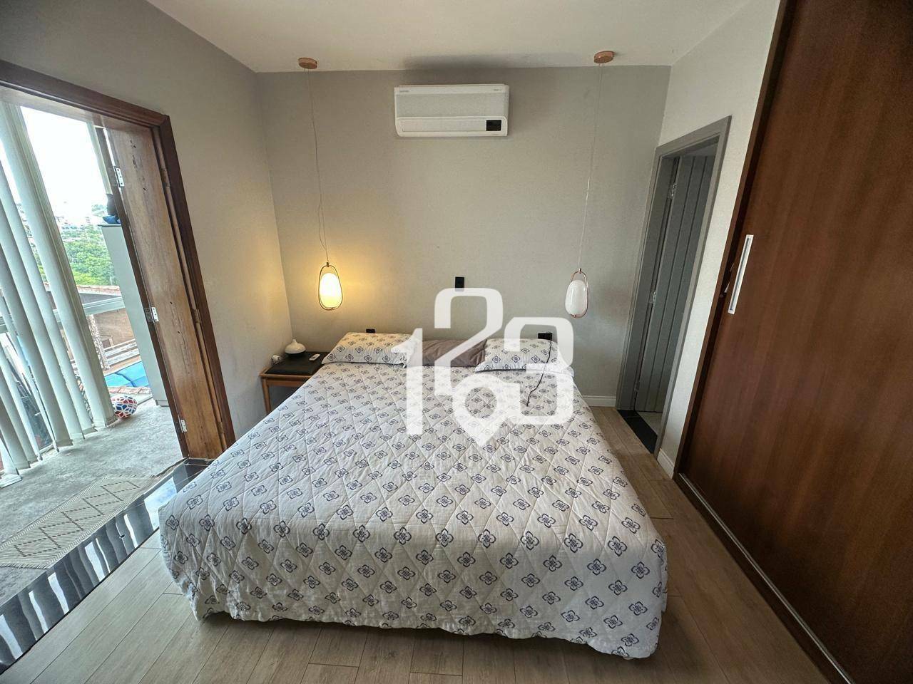 Casa à venda com 3 quartos, 210m² - Foto 20