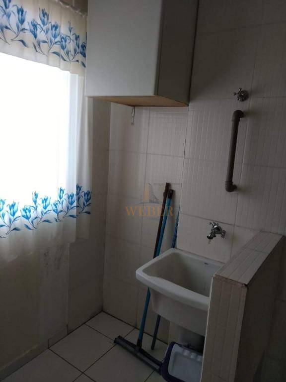 Apartamento à venda com 2 quartos, 46m² - Foto 3