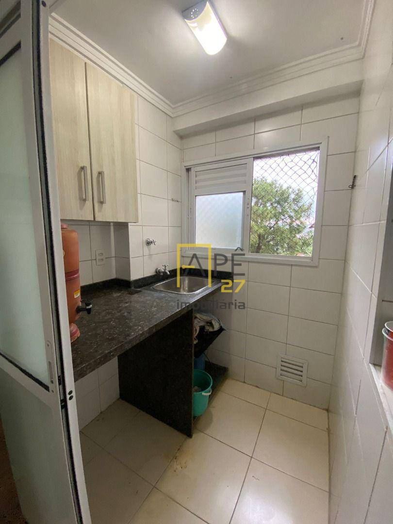Apartamento para alugar com 3 quartos, 65m² - Foto 3
