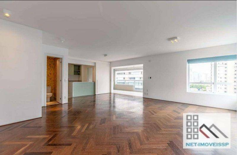 Apartamento para alugar com 3 quartos, 165m² - Foto 1