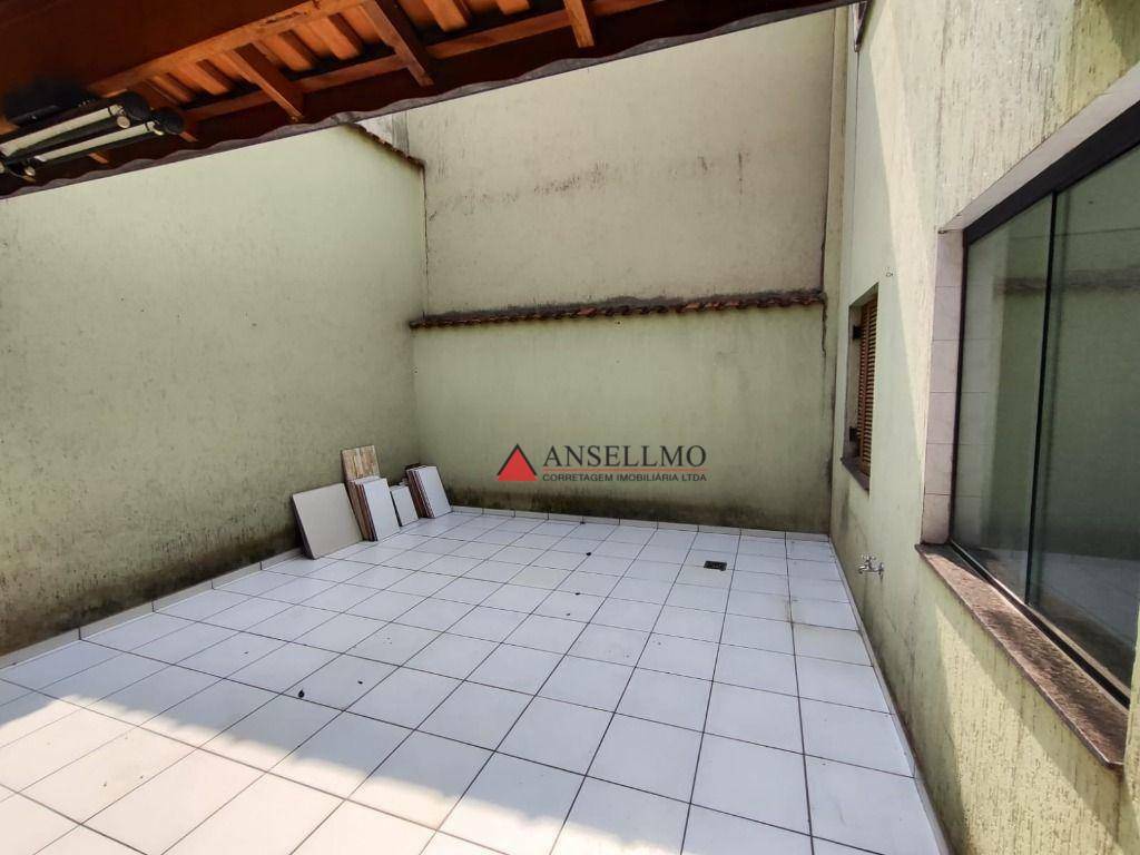 Sobrado para alugar com 4 quartos, 370m² - Foto 18