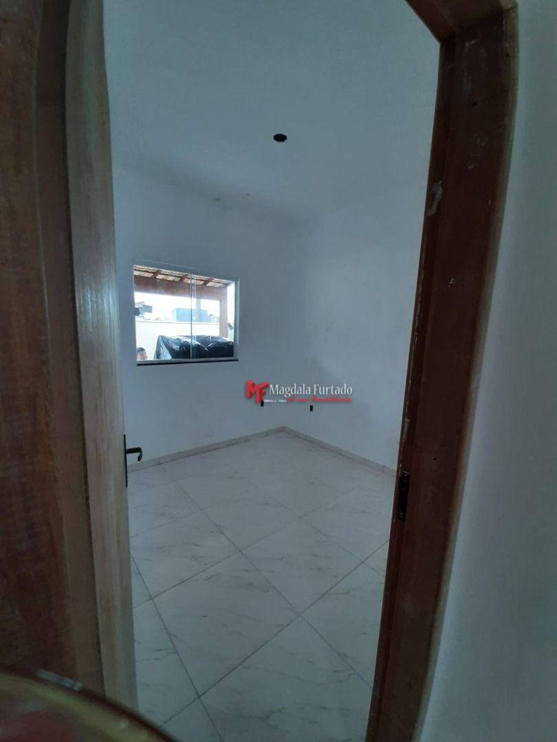 Casa à venda com 2 quartos, 48m² - Foto 11