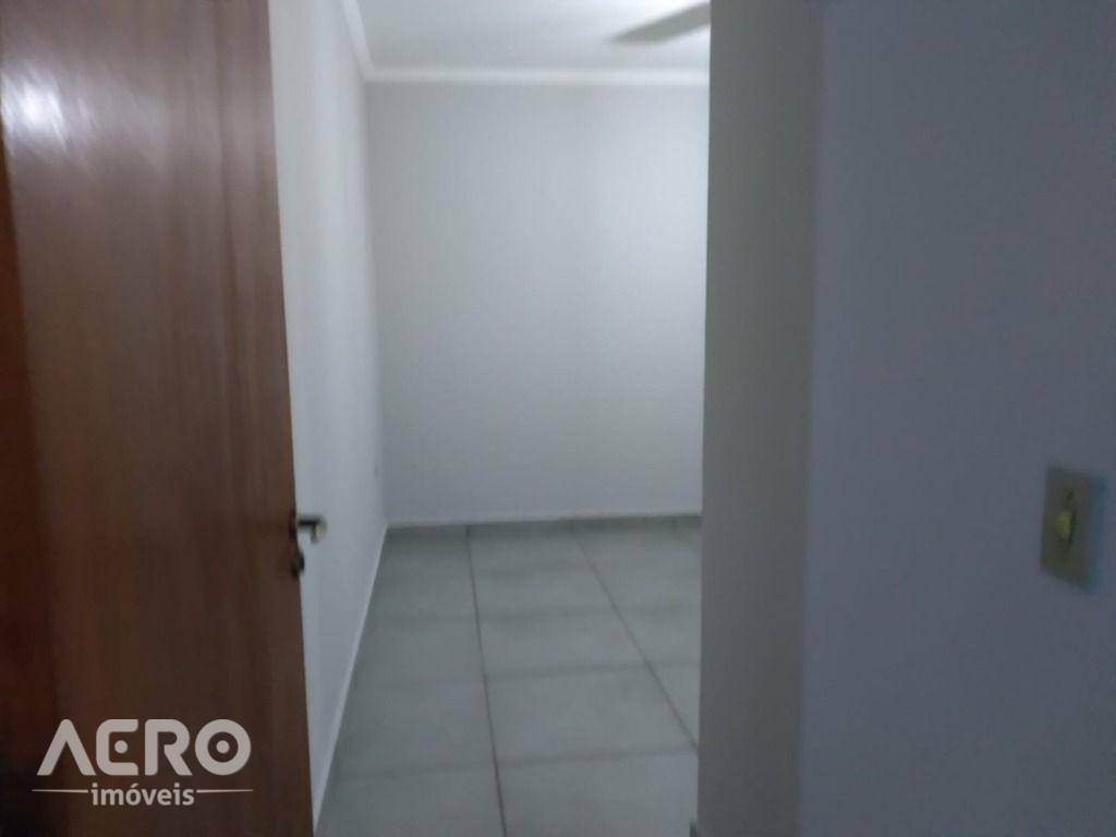 Casa à venda com 3 quartos, 106m² - Foto 16