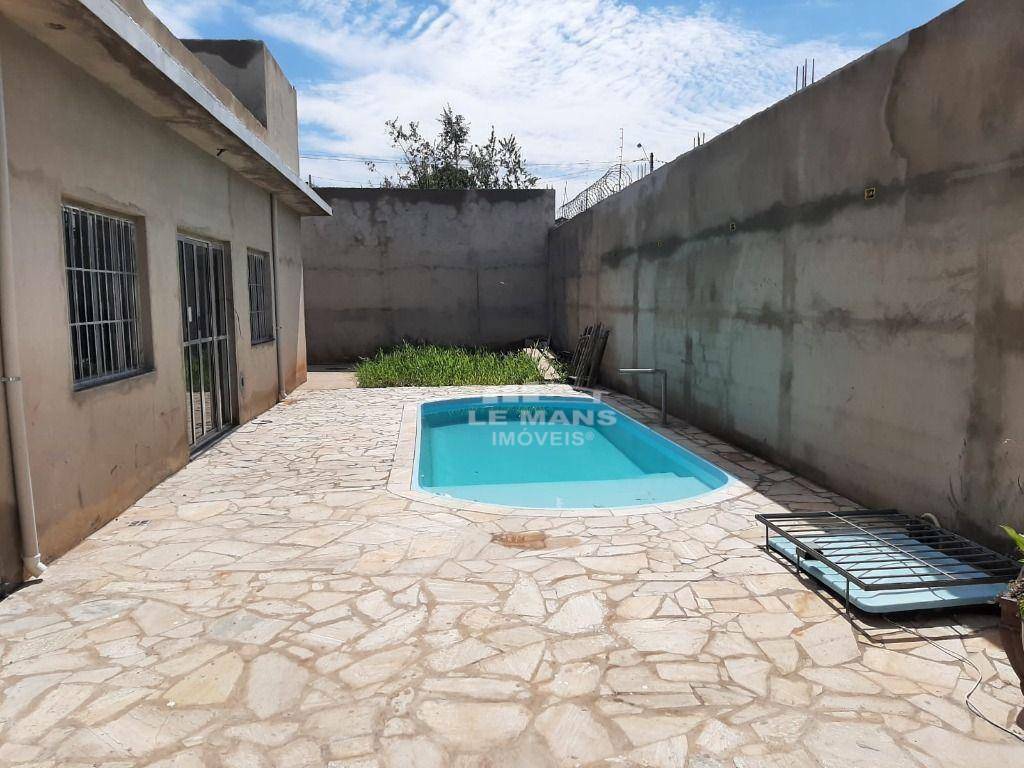 Casa à venda com 1 quarto, 120m² - Foto 5