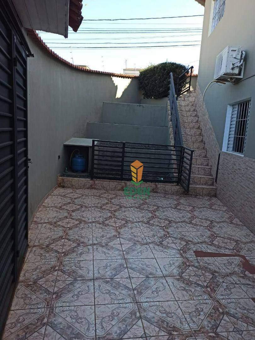 Casa à venda com 3 quartos, 309m² - Foto 22