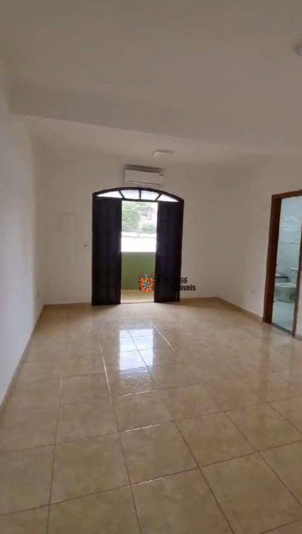 Sobrado à venda com 4 quartos, 200m² - Foto 17