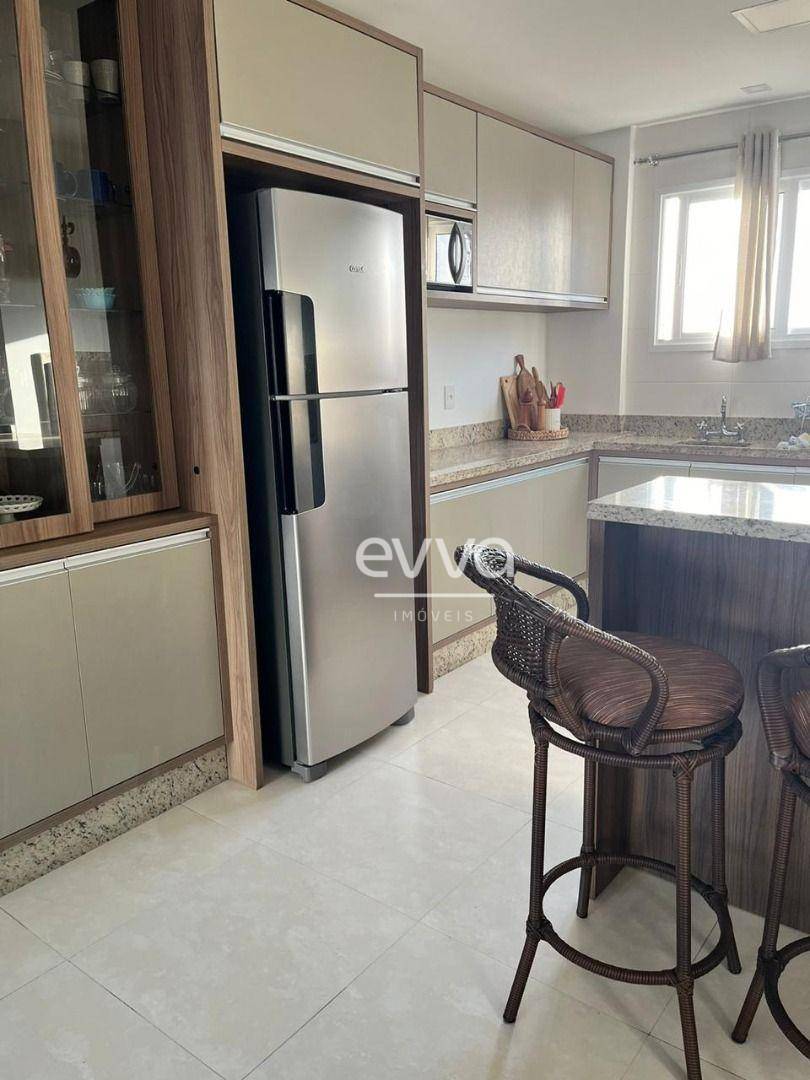 Apartamento à venda com 3 quartos, 103m² - Foto 10