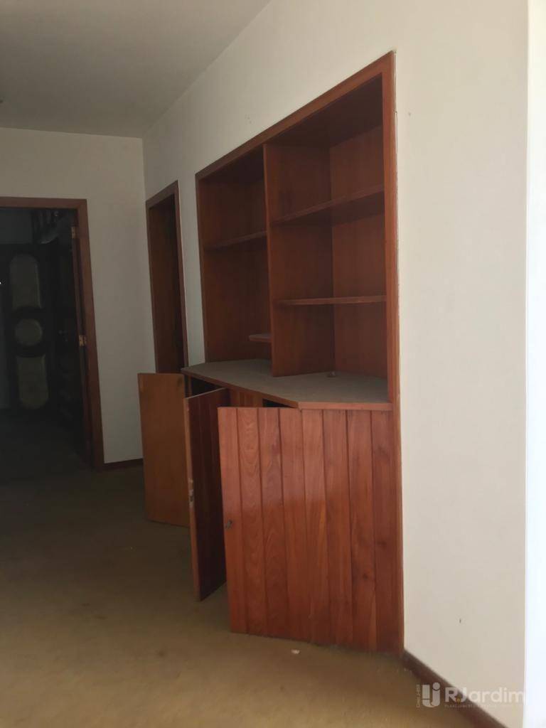 Casa à venda e aluguel com 4 quartos, 561m² - Foto 16