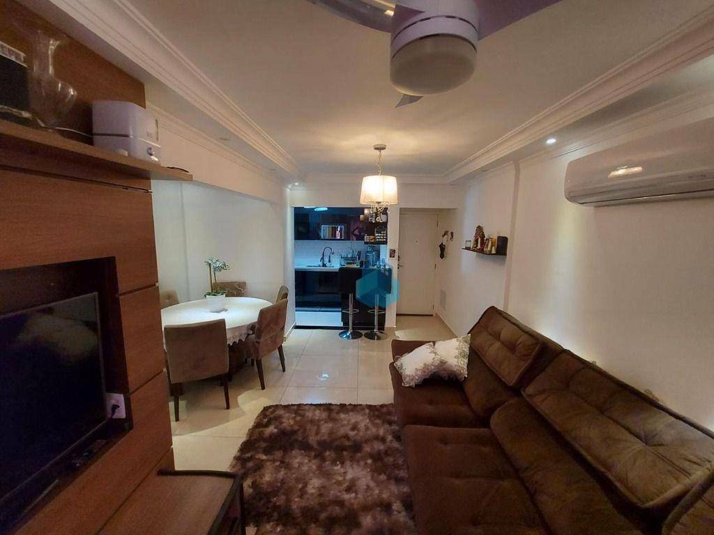 Apartamento à venda com 3 quartos, 80m² - Foto 2