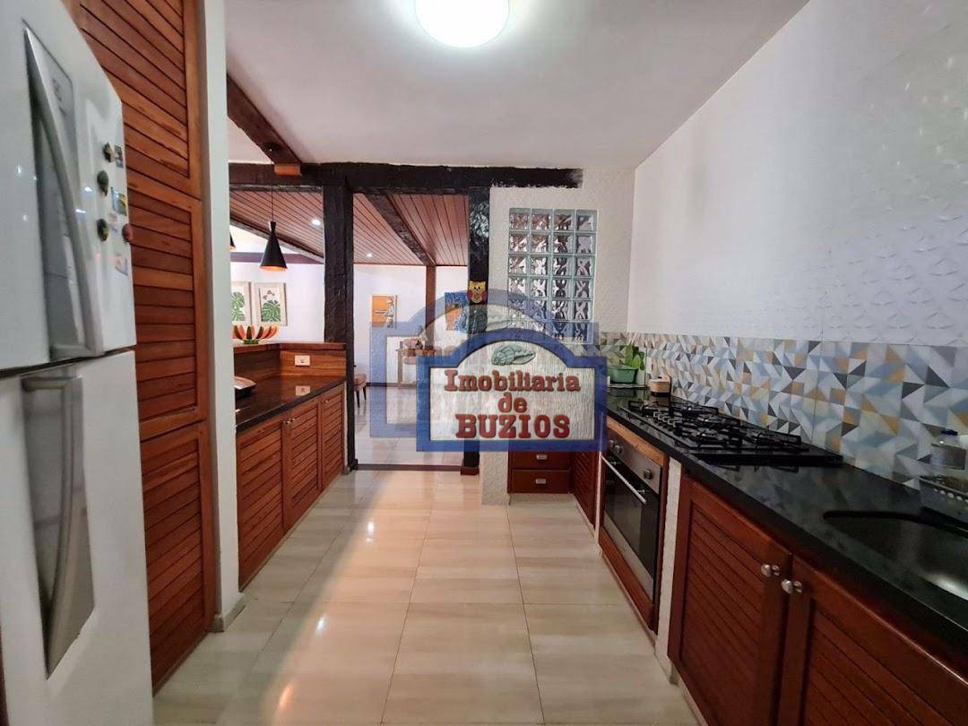 Casa de Condomínio à venda com 5 quartos, 250m² - Foto 17