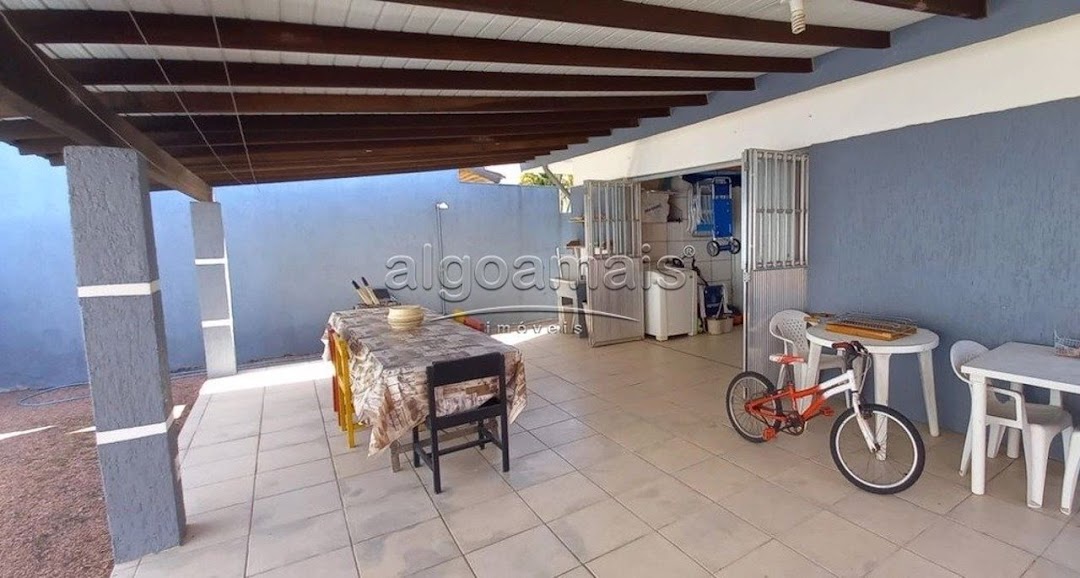 Casa à venda com 4 quartos, 147m² - Foto 14