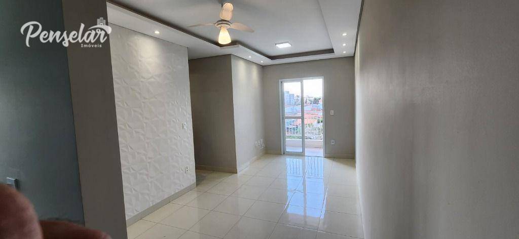 Apartamento à venda com 3 quartos, 67m² - Foto 1