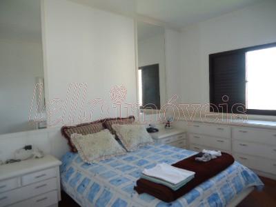 Apartamento para alugar com 4 quartos, 180m² - Foto 7