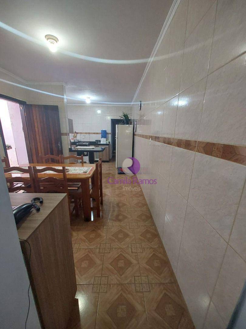 Casa à venda com 4 quartos, 210m² - Foto 30