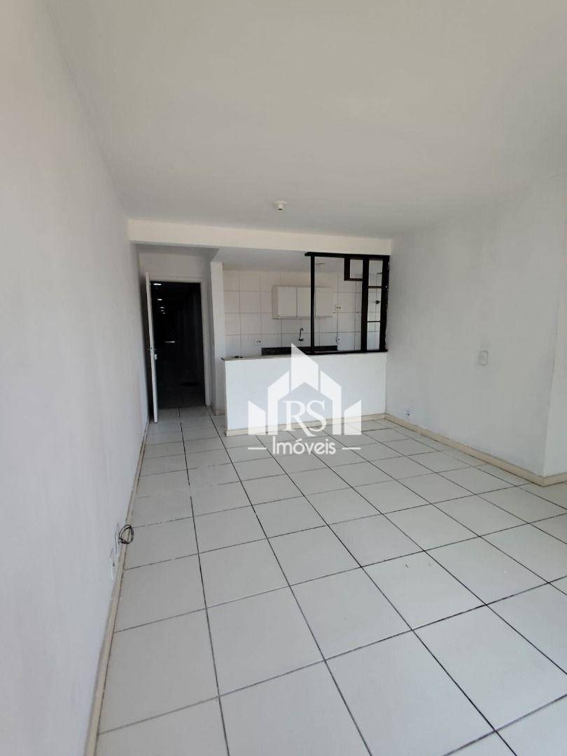 Apartamento à venda com 2 quartos, 56m² - Foto 9