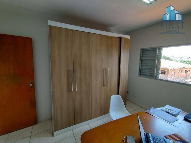 Casa à venda com 3 quartos, 164m² - Foto 18