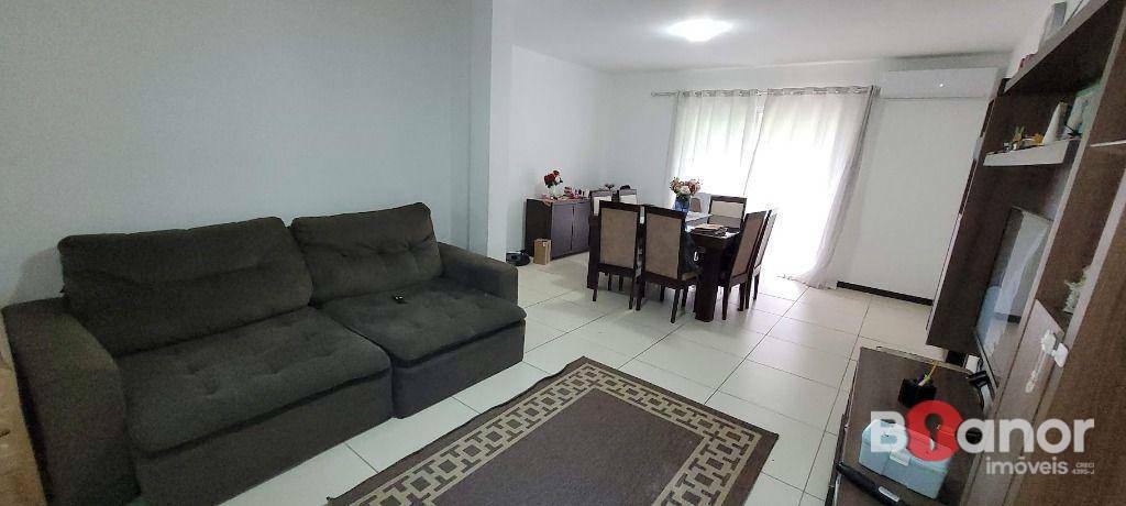 Apartamento à venda com 3 quartos, 112m² - Foto 3