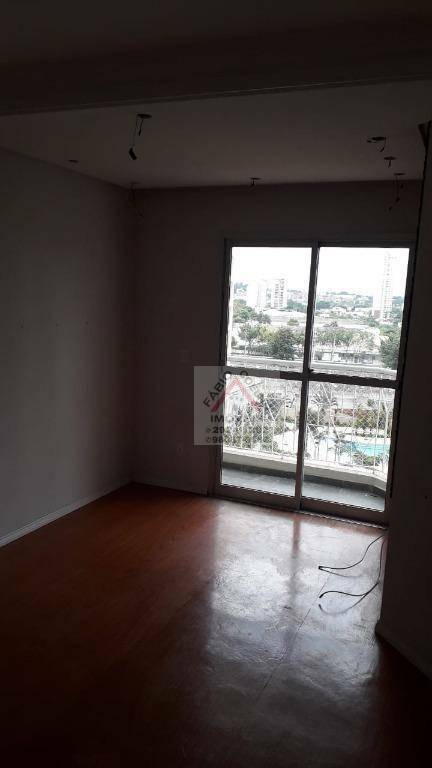 Apartamento à venda com 3 quartos, 71m² - Foto 4