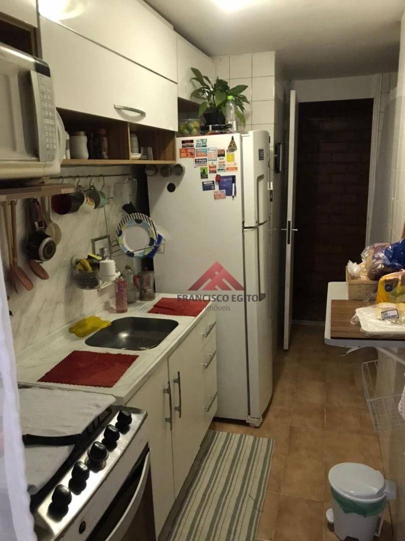 Apartamento à venda com 2 quartos, 50m² - Foto 5