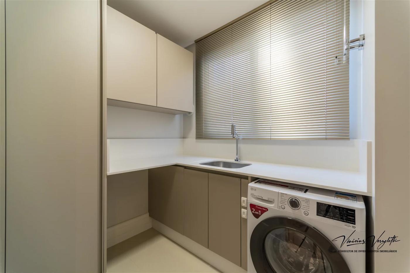 Apartamento à venda com 4 quartos, 238m² - Foto 18