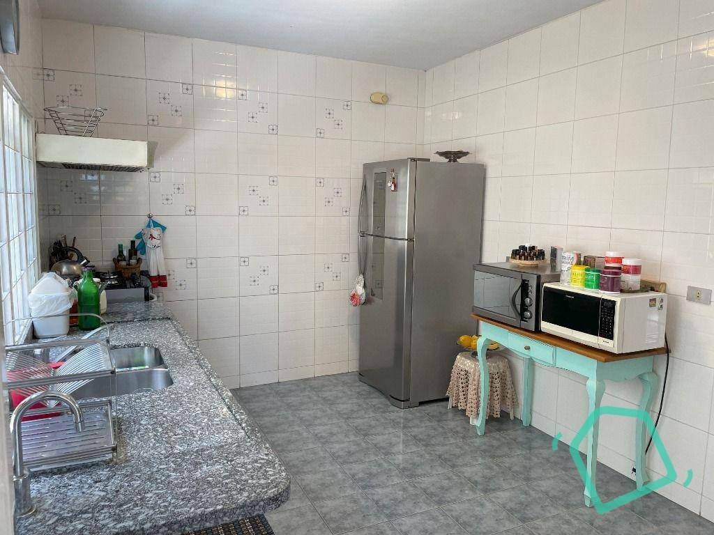 Casa de Condomínio à venda com 3 quartos, 350m² - Foto 20