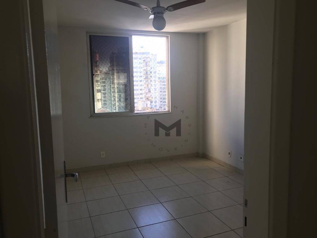 Cobertura à venda com 3 quartos, 200m² - Foto 4