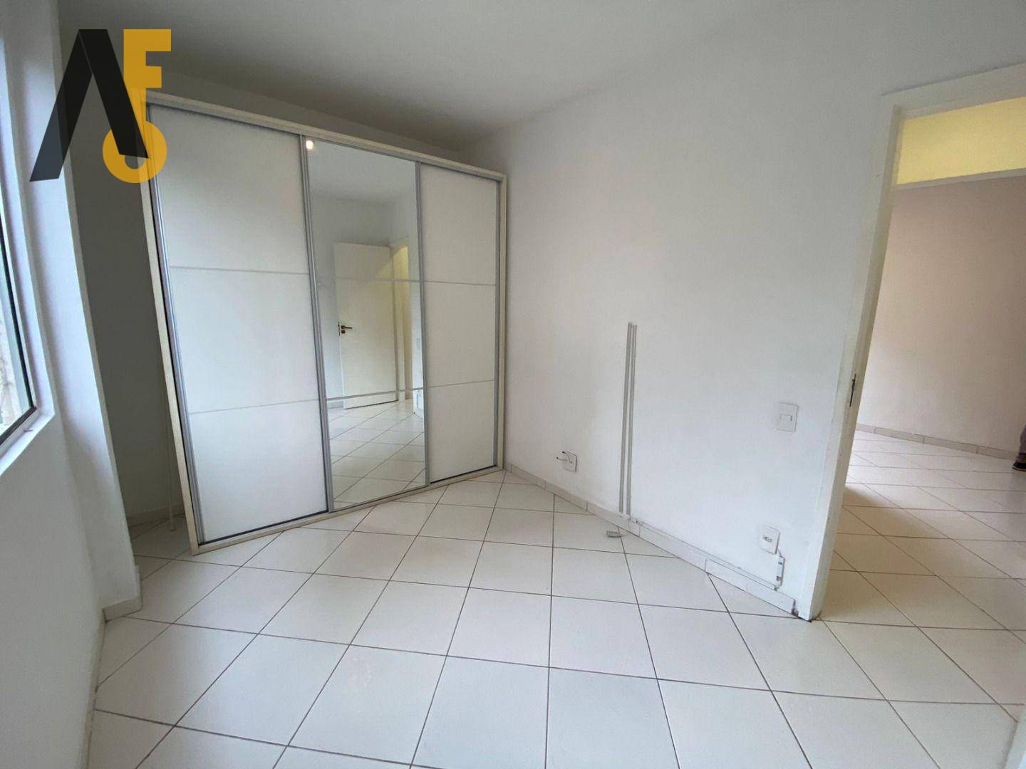 Apartamento à venda com 2 quartos, 49m² - Foto 9