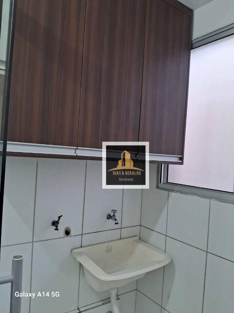 Apartamento para alugar com 2 quartos, 48m² - Foto 6