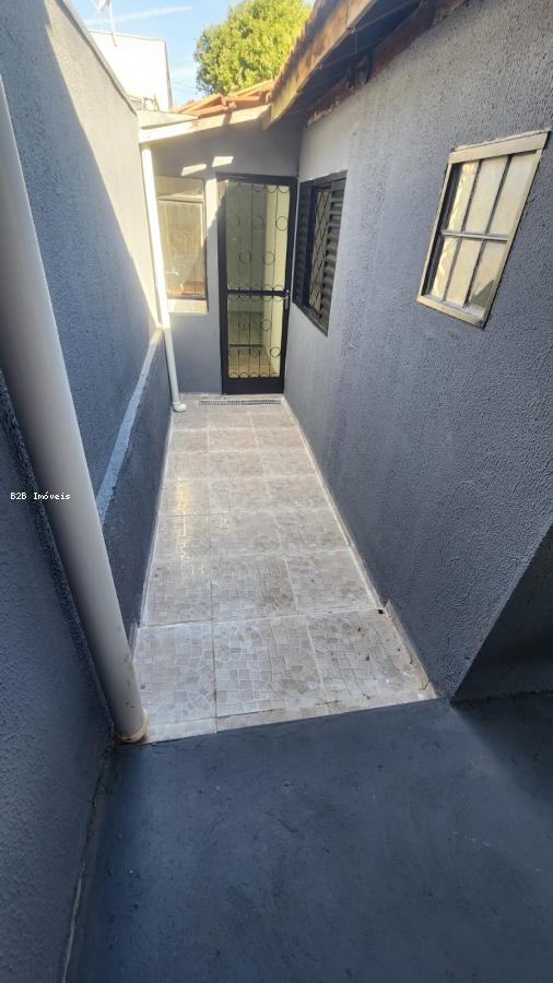 Casa à venda com 2 quartos, 115m² - Foto 17