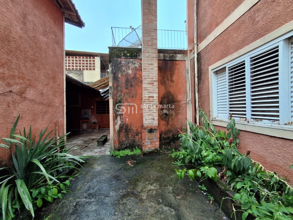 Sobrado à venda com 6 quartos, 331m² - Foto 14