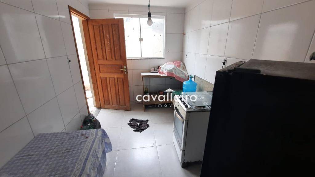 Casa à venda com 3 quartos, 96m² - Foto 12