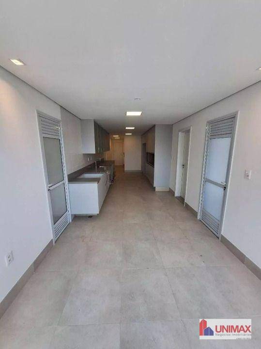 Apartamento para alugar com 3 quartos, 338m² - Foto 8