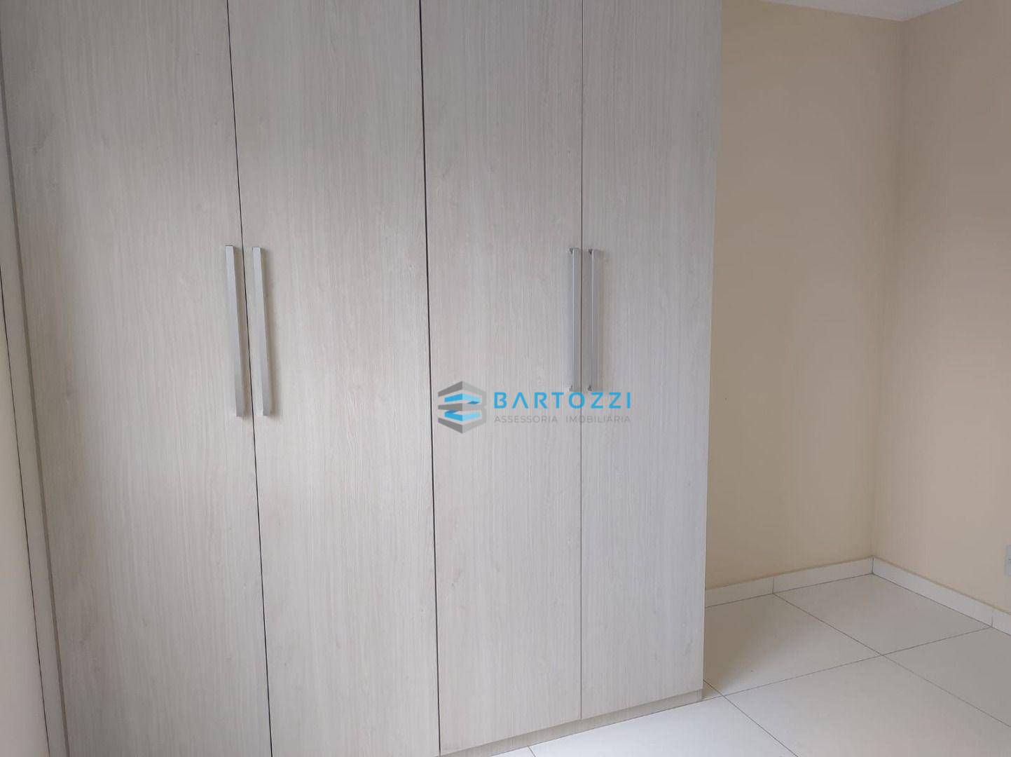 Apartamento à venda com 2 quartos, 63m² - Foto 13